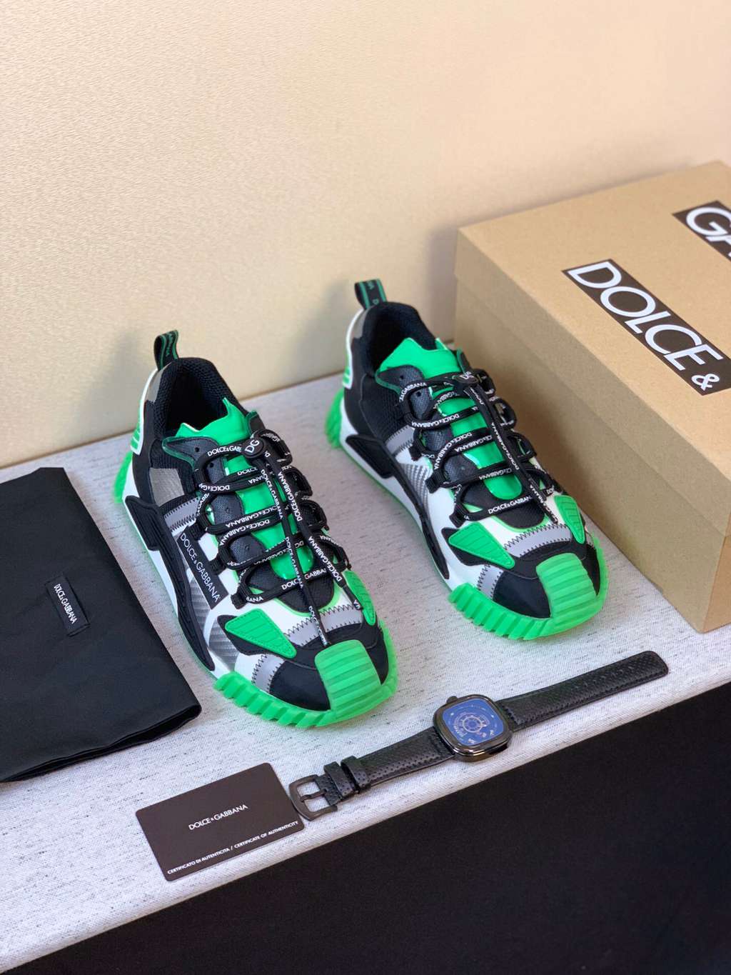 D*G sneaker